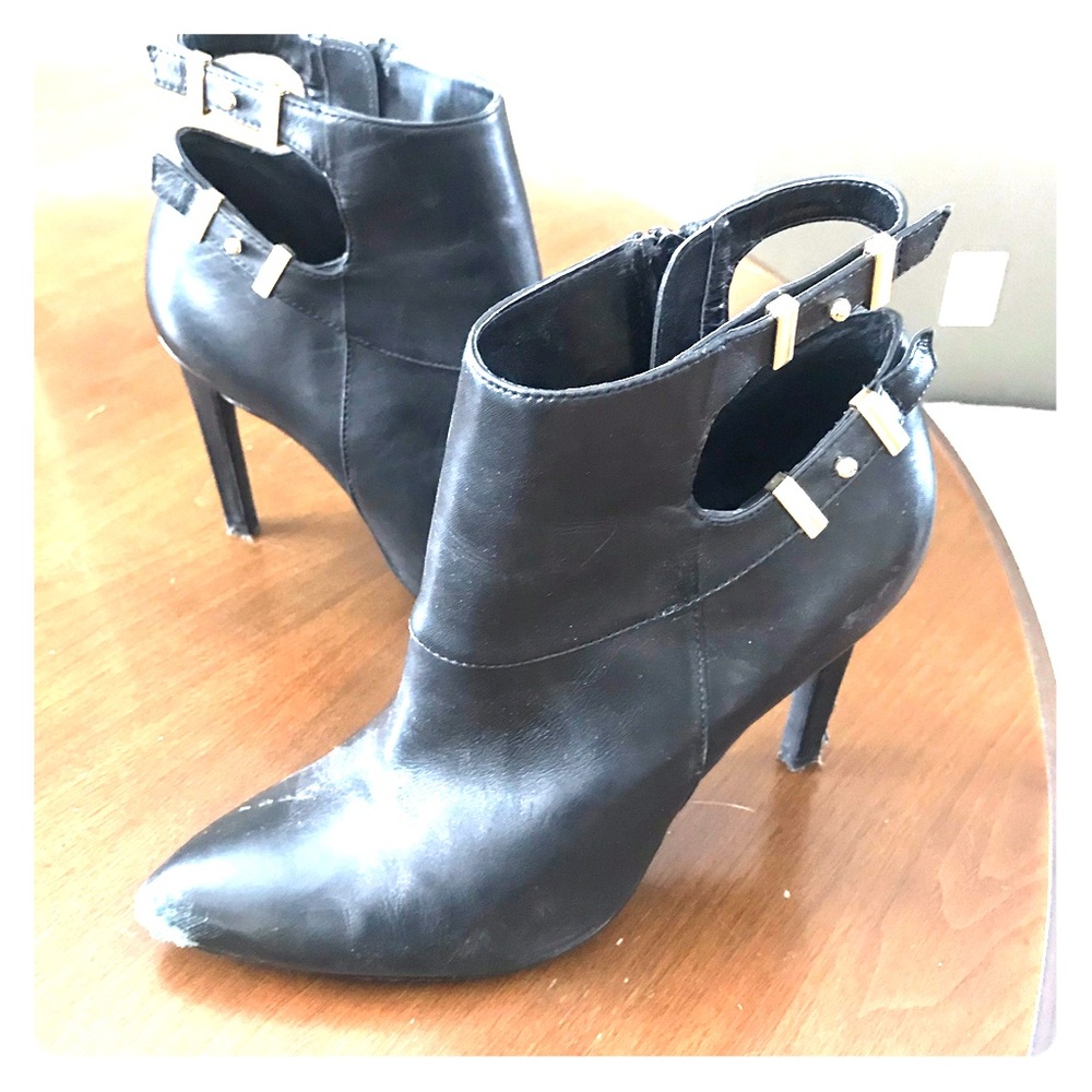 Guess ankle boots